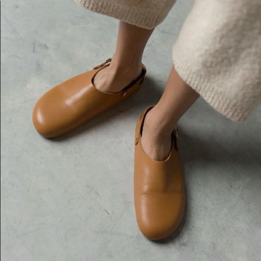 Beatrice Valenzuela Cajeta Clog - Picture 1 of 6